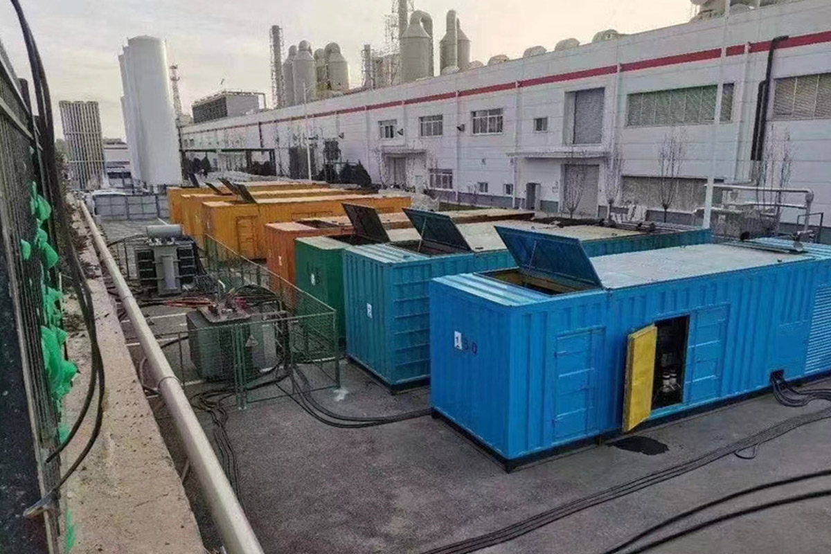 莲湖发电机租赁施工现场
